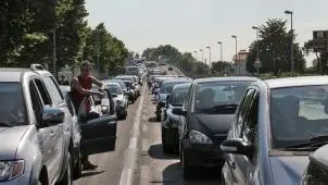 Auto in coda sulla Treviso Mare