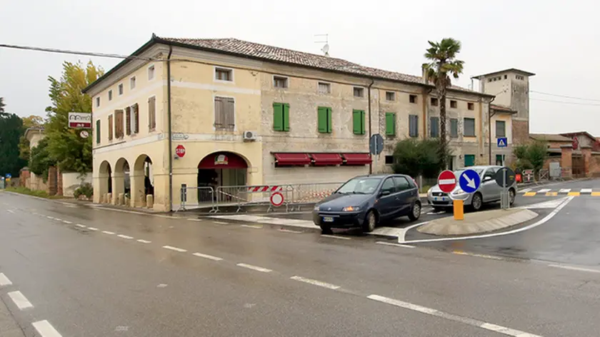 DeMarchi Cavasagra cantiere incrocio via Gen. Caviglia con via Fossalunga