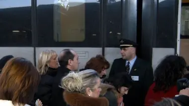 Assedio al treno dei pendolari e Claudio Peris