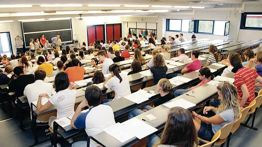 VIGATO - PROVA DI AMMISSIONE A MEDICINA VIGATO - PROVA DI AMMISSIONE A MEDICINA