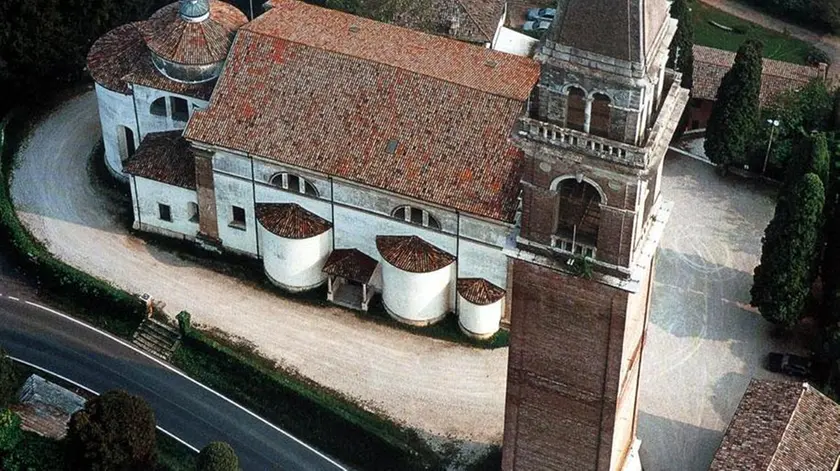 MONTEBELLUNA..SANTA MARIA IN COLLE