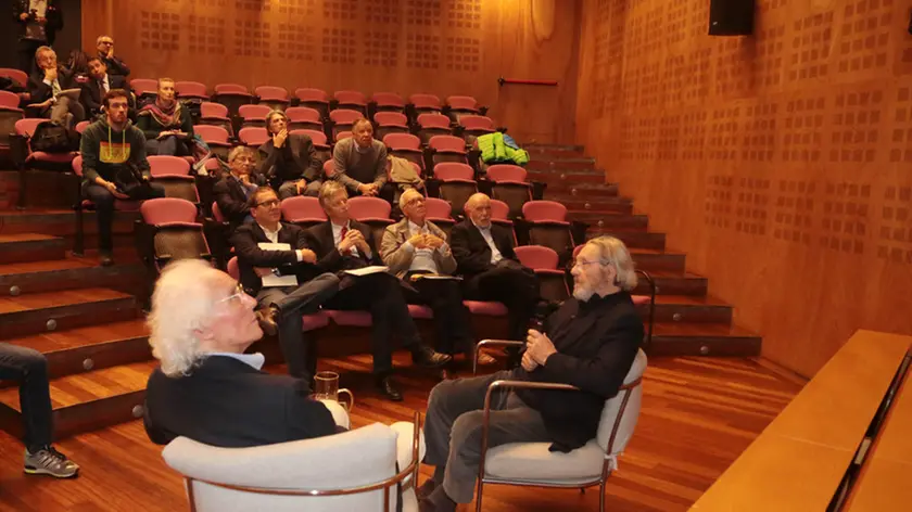 de wolaski AG.FOTOFILM treviso conferenza stampa luciano benetton