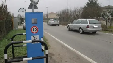 Una postazione per autovelox