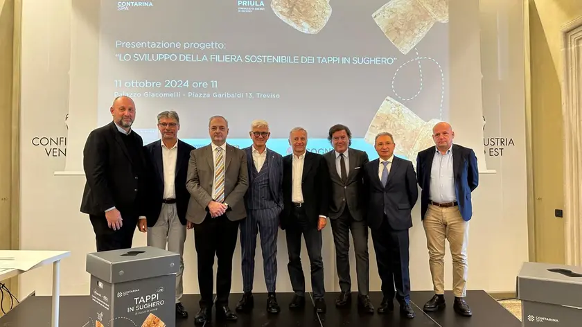 Tutti gli attori coinvolti nel progetto di recupero dei tappi da sughero