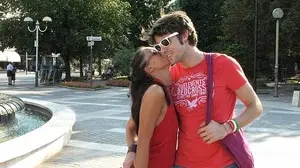 TORNATO DOPO LE OLIMPIADI DI PECHINO DUEMILAOTTO LO SCHERMITORE MATTEO TAGLIARIOL IN FOTO TAGLIARIOL AD ABANO CON LA FIDANZATA ANNALISA SANGUIN