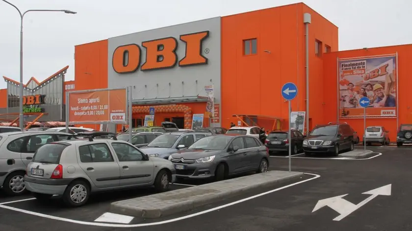 AGOSTINI SILEA INAUGURAZIONE NUOVO NEGOZIO ''OBI''