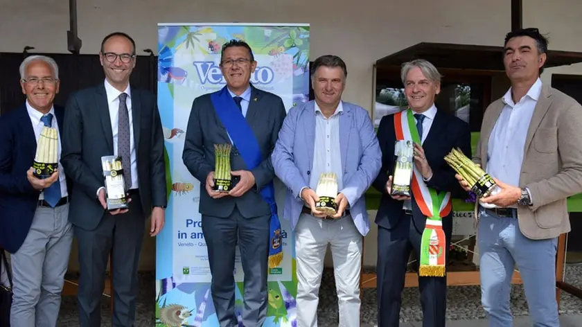 Un evento Opo a Badoere durante la fiera dell’asparago con Caner e Marcon