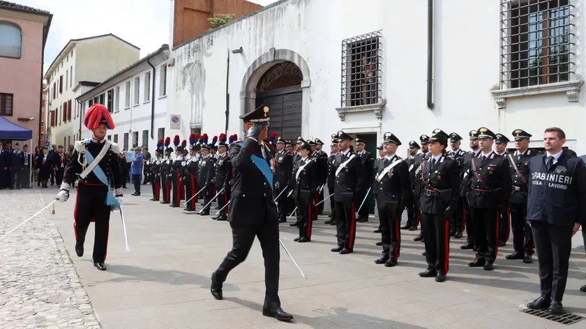 Un momento della cerimonia per l'anniversario dell'Arma dei carabinieri (foto Nicola Mattiuzzo/Fotofilm)