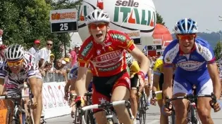 SULLE SUE STRADE. La vittoria tricolore a Vidor sulle strade in cui Paolo si allenava già da piccolo