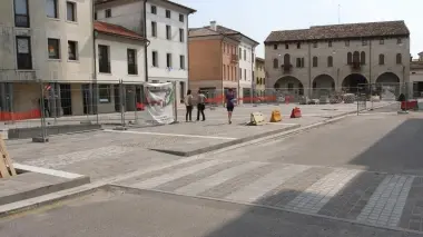 Un’immagine di piazza Castello rimessa a nuovo