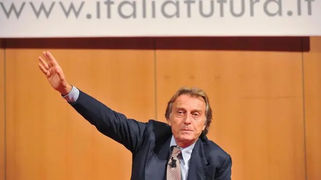 Il presidente della Fiat Luca Cordero di Montezemolo a Genova per la presentazione della Fondazione Italia Futura, il 21 novembre 2009. ANSA / LUCA ZENNARO /