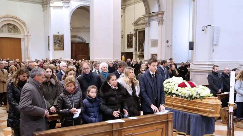 agostini AG.FOTOFILM treviso funerale fioravante bertagnin in cattedrale