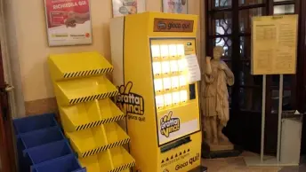 Il distributore automatico nell’ufficio postale