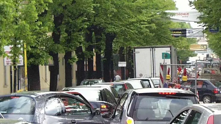 F.GAVAGNIN CONEGLIANO VIALE SPELLANZON LUIGI IL SOLITO INGORGO