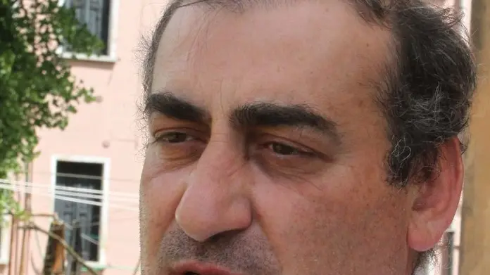 AGOSTINI TREVISO RISSA CONDOMINIO IN VIA CASTAGNOLE,6, IN FOTO FANTON E PIERINO BONETTI