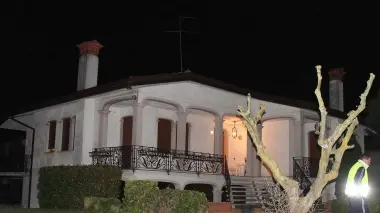 La casa natia, a pochi metri dal luogo dell’incidente