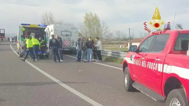 La scena del gravissimo incidente sulla Jesolana in cui il giovane ha perduto una gamba