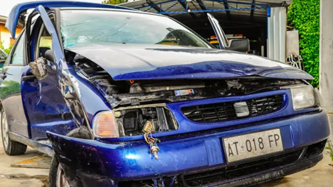 Demarchi montebelluna incidente mortale- auto coinvolta presso carrozzeria caonada.