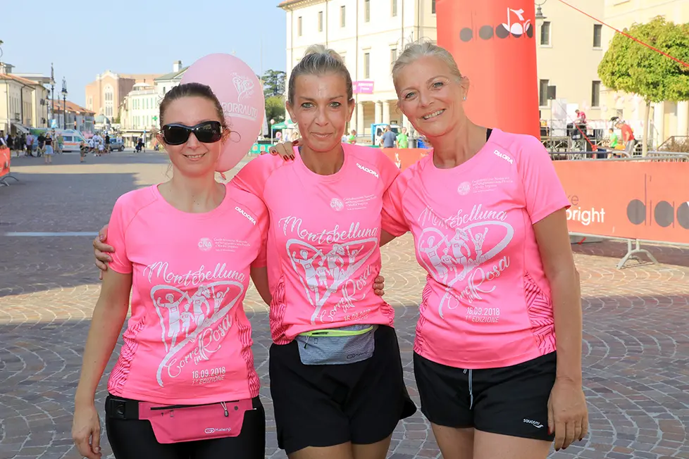 Ferrazza Montebelluna Corsa Rosa arrivi prime tre Catia, Francesca e Viviana