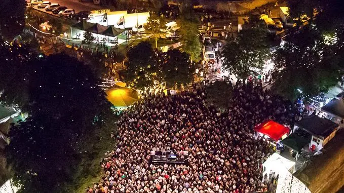 Il pubblico a uno dei concerti di Suoni di Marca