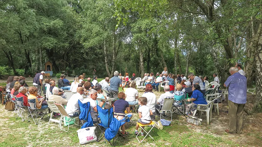 Ferrazza Monferera pregano per la Madonna