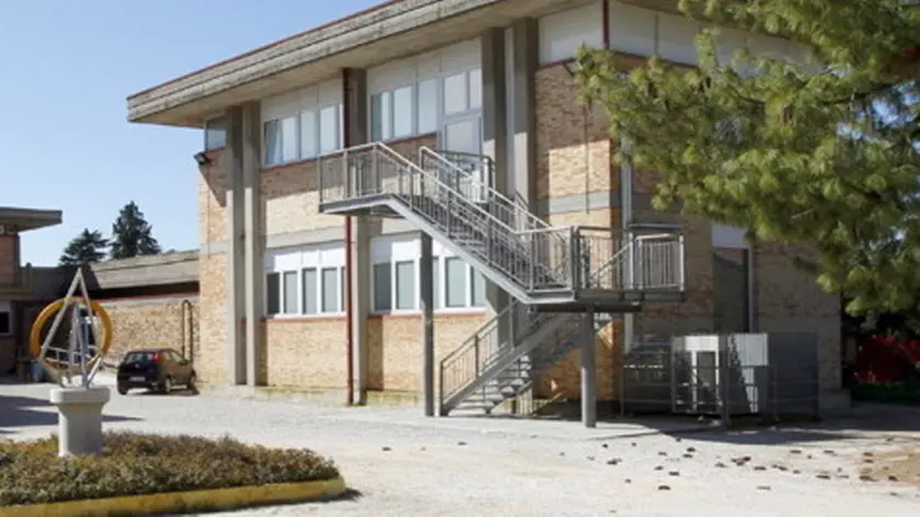 DeMarchi Castelfranco sicurezza con polizia stradale a scuola IPSIA DeMarchi Castelfranco sicurezza con polizia stradale a scuola IPSIA