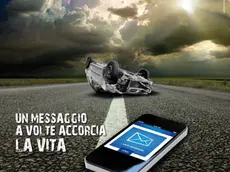 Particolarei di un manifesto di Asaps, Associazione sostenitori amici polizia stradale www.asaps.it