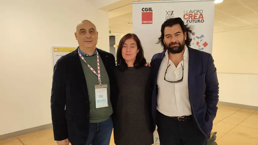 Mauro Visentin, confermato segretario provinciale della Cgil, Simona Fabiani della Cgil nazionale e Marco Merola, giornalista e autore di adaptation.it