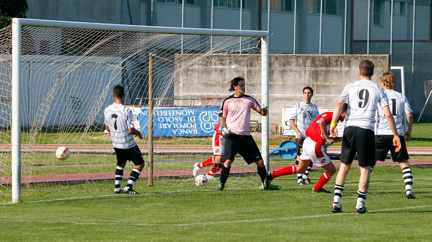 Prandi Onigo di Pederobba calcio SP Calcio contro Belfiorese primo gol SP Luca Marchetti