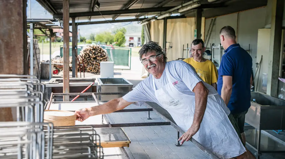 Ferrazza Cappella Maggiore Volontari al lavoro alla festa dell'unità