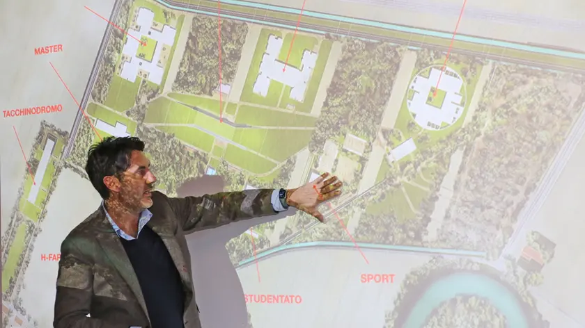 AGOSTINI AG.FOTOFILM RONCADE H-FARM PRESENTA IL PROGETTO H-CAMPUS A CA' TRON