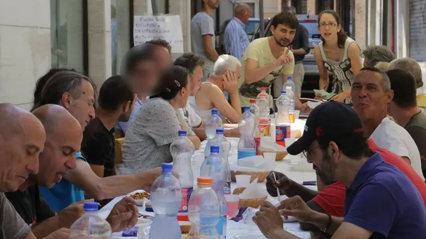 zago Agenzia foto film treviso pranzo per poveri osteria alloro da maria