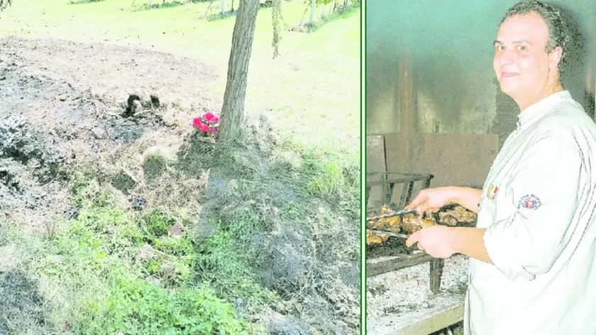 Fiori in via Vittoria, fra Busco e Levada, dove è avvenuta la tragedia. A destra Simone Stefanel al lavoro