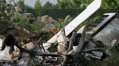 I resti del mezzo, Francesco Bonato e Andrea Luccon Sotto Luciano Narder e il luogo dell’incidente