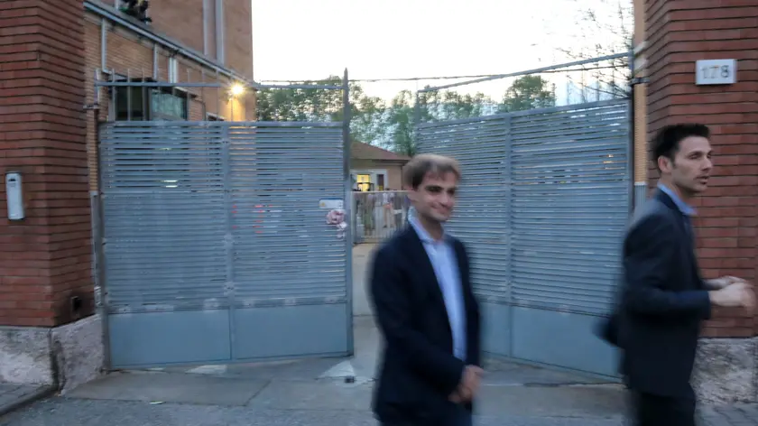 Gianlorenzo Marinese all'esterno della Serena