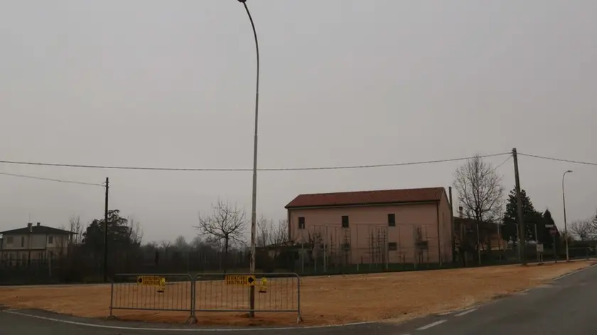 Ferrazza agenzia foto film negrisia nuova viabilità via fosandella e via croce