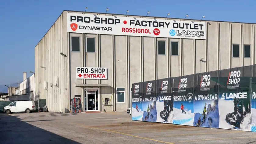 Poloni Montebelluna furto negozio aziendale Rossignol