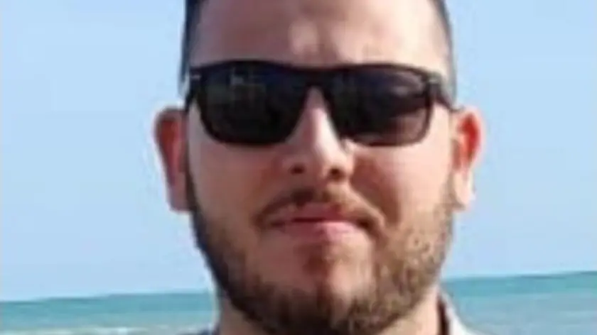 Viorel Aflorii, di 28 anni, residente a Casier