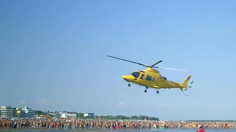 Intervento dell'elicottero del Suem