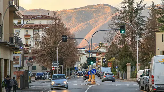 Agostini Conegliano niente luminarie di Natale in via Lourdes