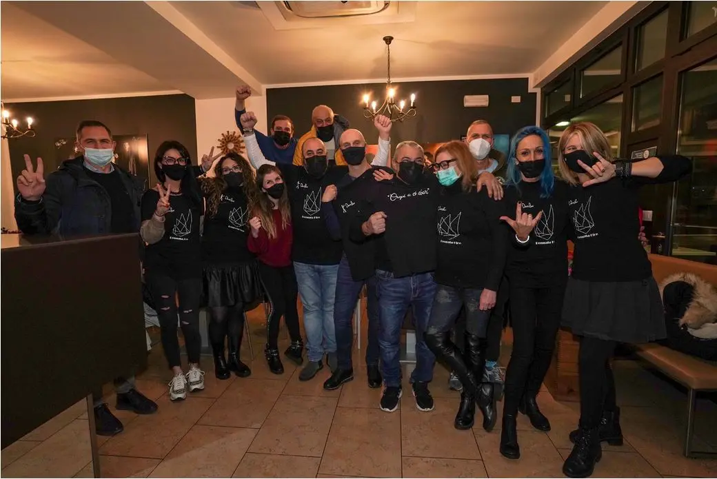 I fan dei Bengala Fire riuniti al Bar Dam di Cornuda