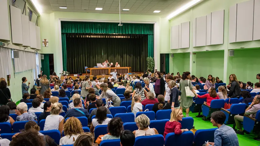 Aspiranti insegnanti al Toniolo di Conegliano per l'assegnazione delle cattedre a inizio anno scolastico