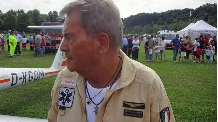 Csaba Gombos, 86 anni, grande appassionato di volo
