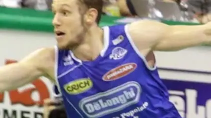 bolognini agenzia foto film Villorba treviso basket-virtus bologna in foto