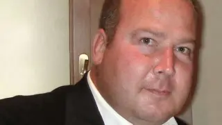 Sopra, Davide Zandonà e Riccardo Bonaldo, vittima e investitore dell’incidente del 5 agosto a Godego. Più a destra l’auto di Bonaldo, che fu poi trovato in stato di ubriachezza