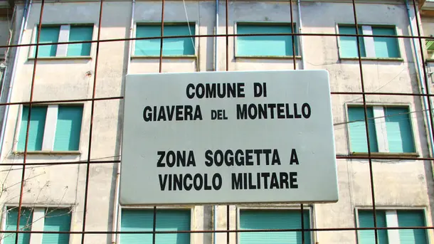 Ferrazza Giavera del Montello edificio abbandonato