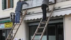 Ieri l’addio della bottega