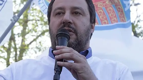 BARON - AGENZIA BIANCHI - PADOVA - MATTEO SALVINI IN STAZIONE