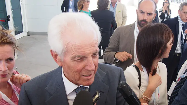 Foto Agenzia Candussi/Scattolin/Palaexpo, Mestre / asemblea pubblica nuovo triangoo industriale, nella foto Benetton