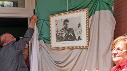 PASSERINI TREVISO SCOPRIMENTO DELLA FOTO DI PRIMO VISENTIN ''MASACCIO''- ALLA SCUOLA PRIMARIA STATALE , I FOTO LORENZONI DELL'ANPI SCOPRE LA FOTO